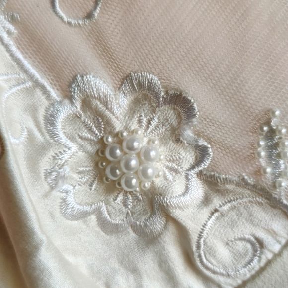 Victoria's Secret Sheer White Silk Top - Picture 6 of 9